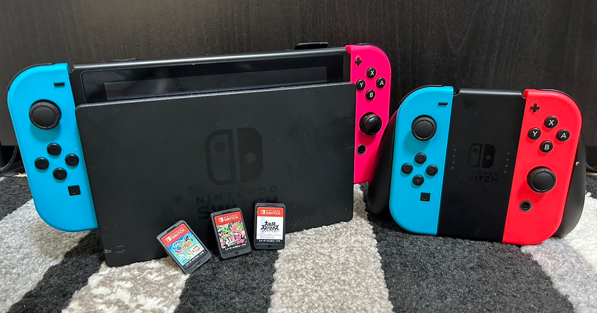 Switch本体とカセット