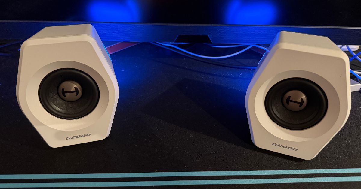 筆者が使用しているPS5のスピーカー「Edifier ED-G2000」